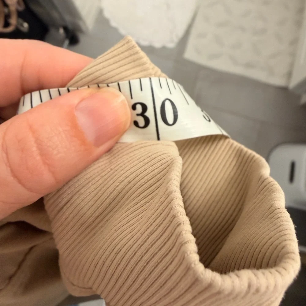 Lululemon Beyond the Studio Jogger Tan Size 6
